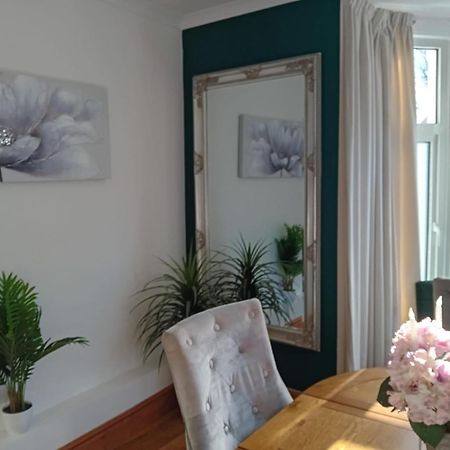 Coastal Family Stay 3-Bed Parking Wi-Fi 브리젠드 외부 사진
