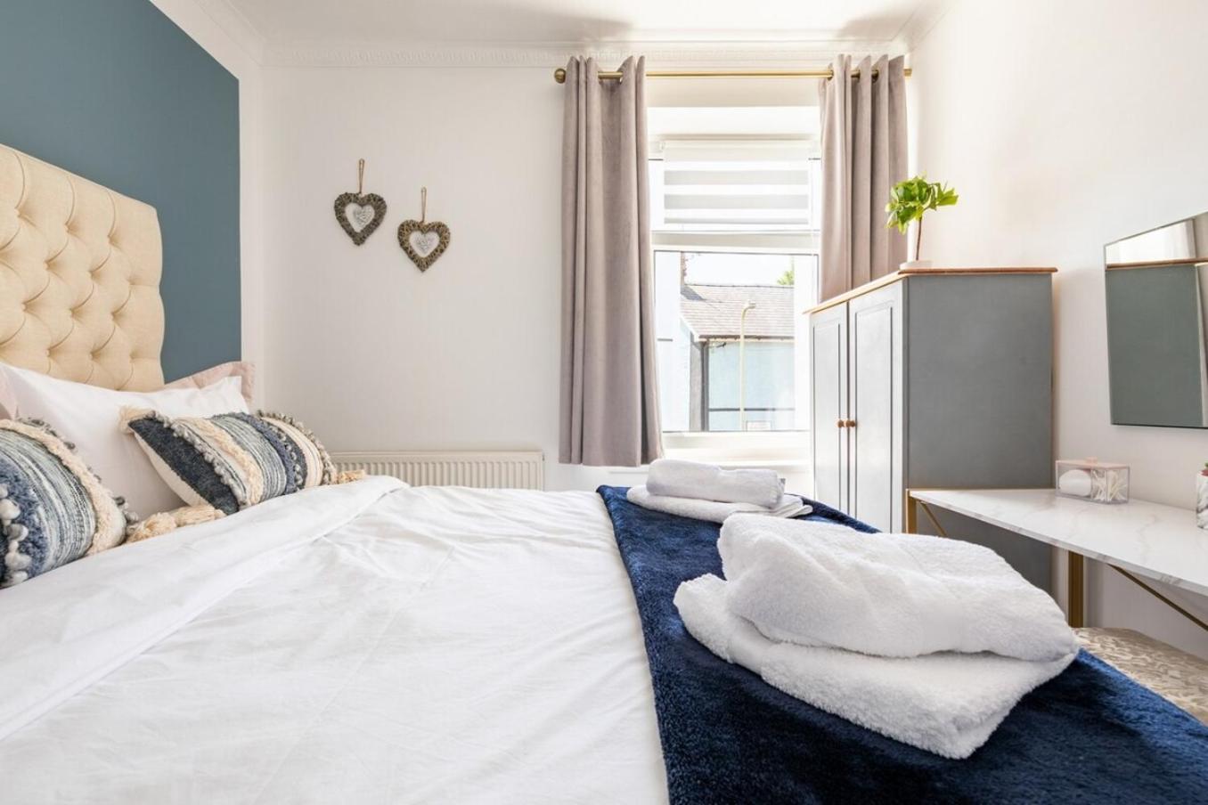 Coastal Family Stay 3-Bed Parking Wi-Fi 브리젠드 외부 사진