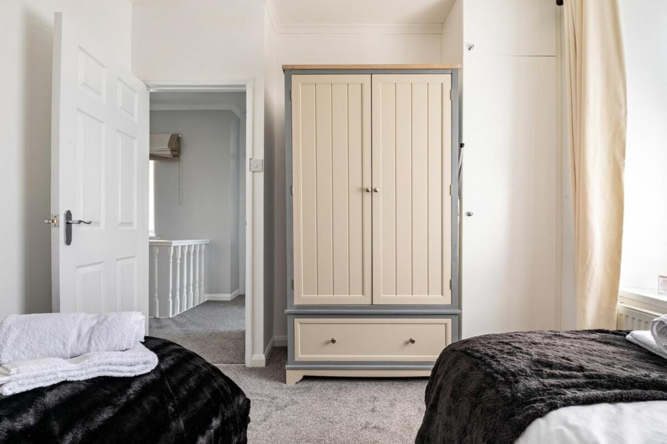 Coastal Family Stay 3-Bed Parking Wi-Fi 브리젠드 외부 사진