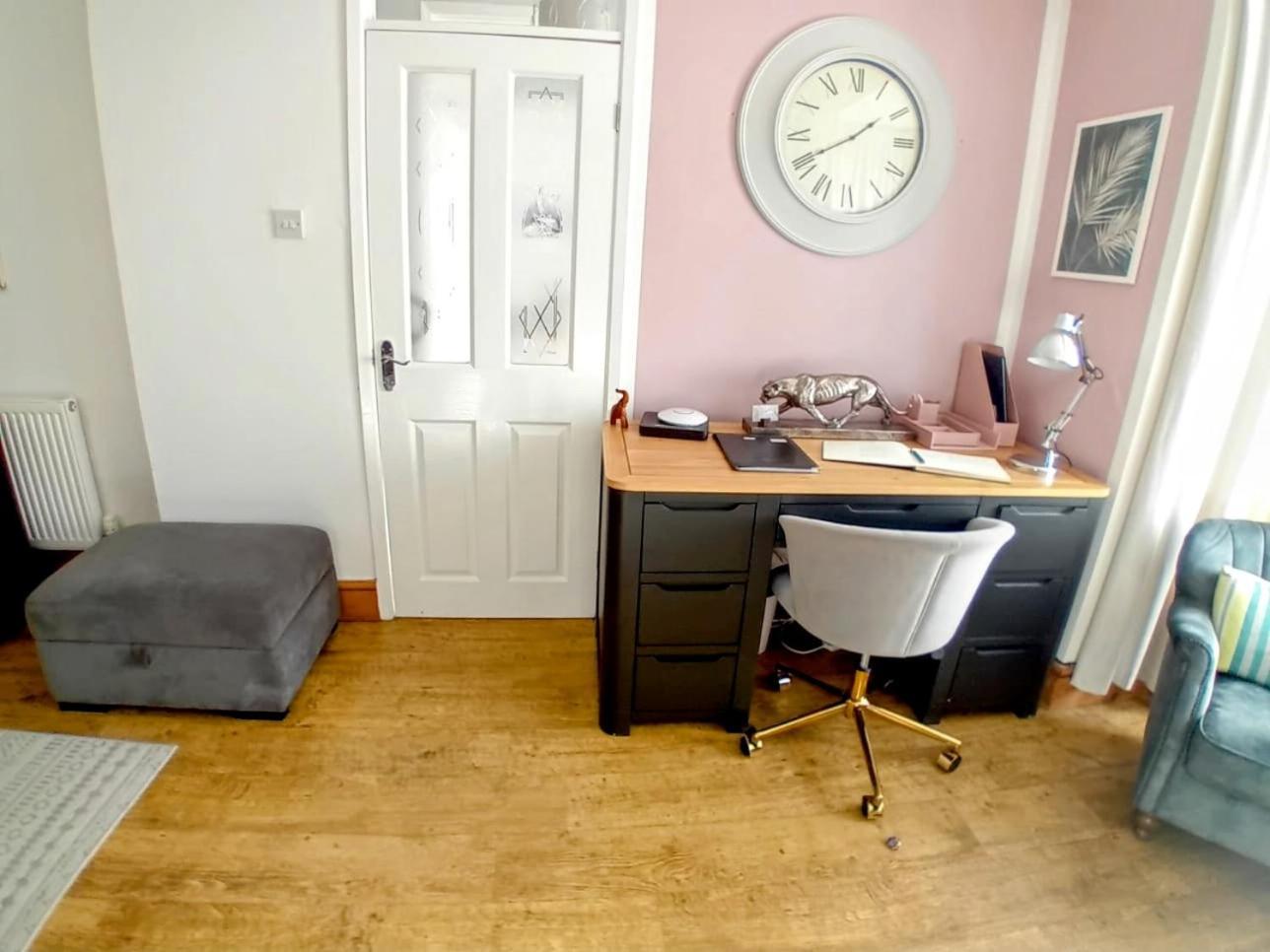 Coastal Family Stay 3-Bed Parking Wi-Fi 브리젠드 외부 사진
